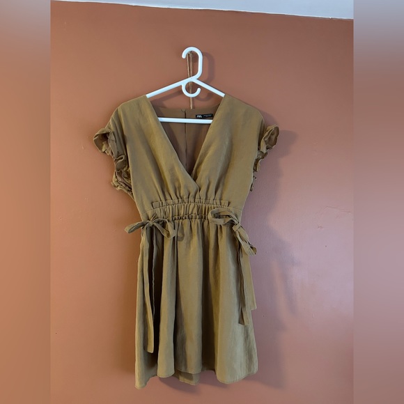 Camel Brown Dress w/ Peek a boo back - Picture 1 of 7